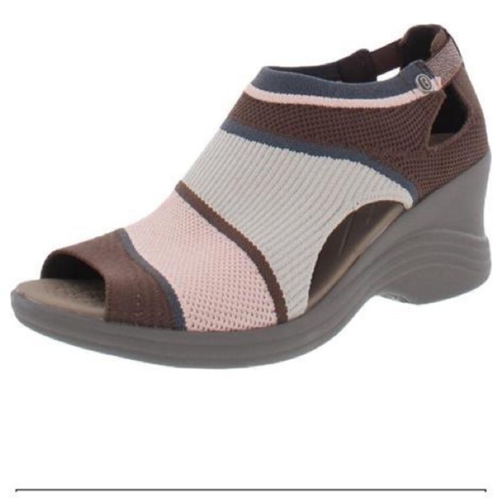 BZees Women’s Honey Emerald Sandals